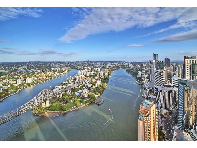 BEST VIEW IN BRISBANE - GREAT INVESTMENT RETURN WITH TENANT IN PLACE (Fully furnished)