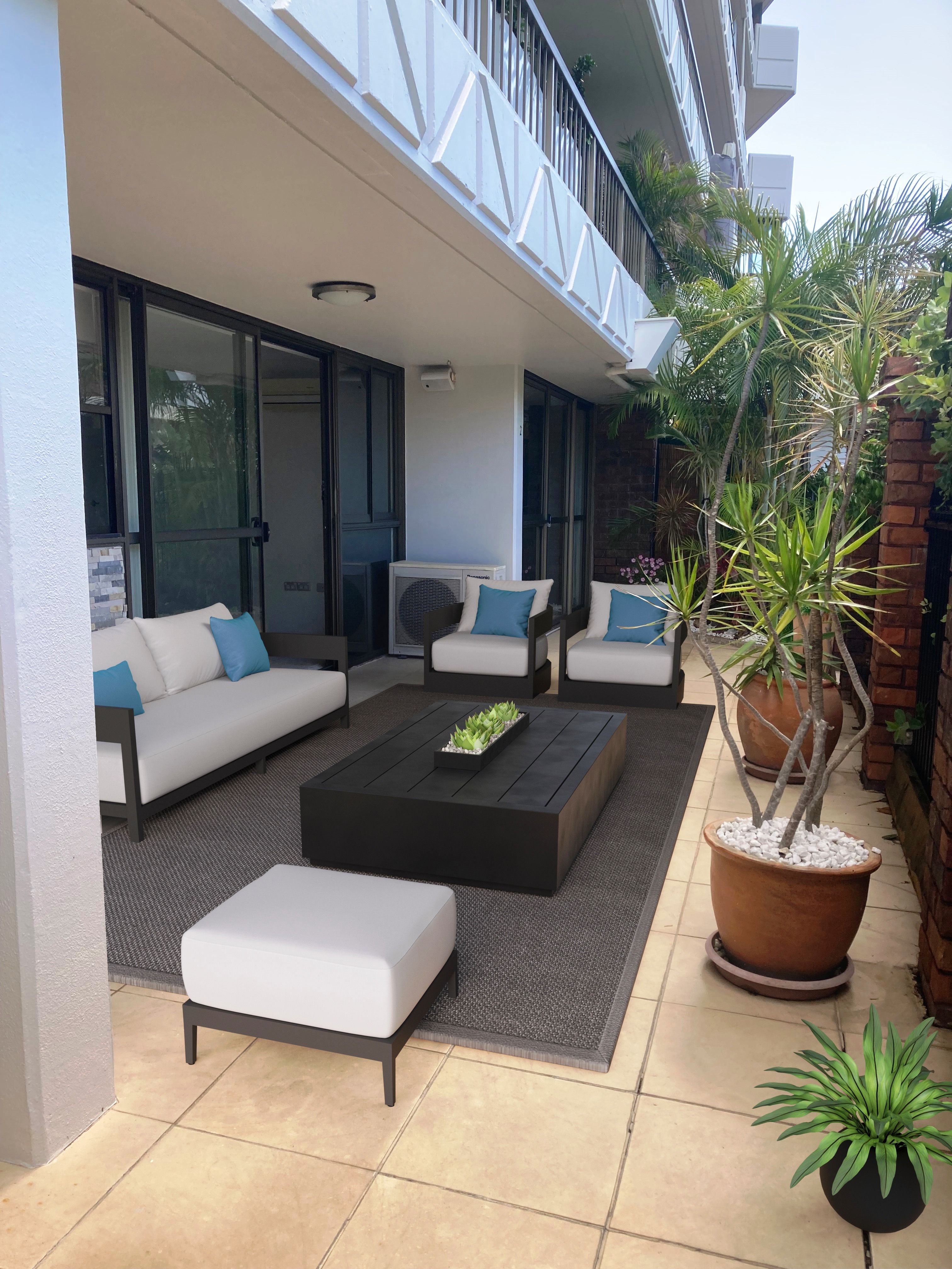 COURTYARD APARTMENT PRESTIGIOUS PARADISE WATERS