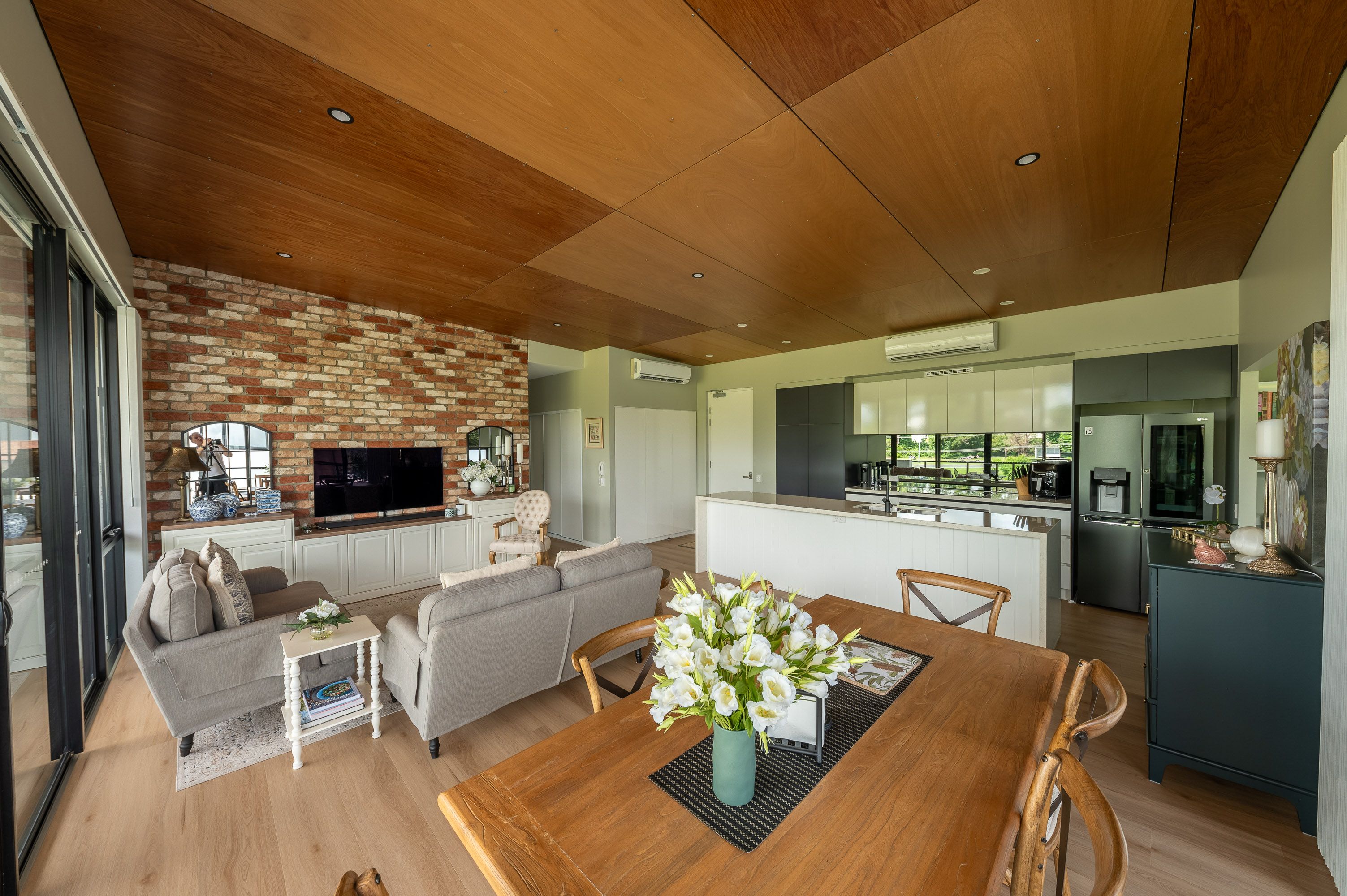 Light and airy “move-in ready” apartment in a resort-style complex