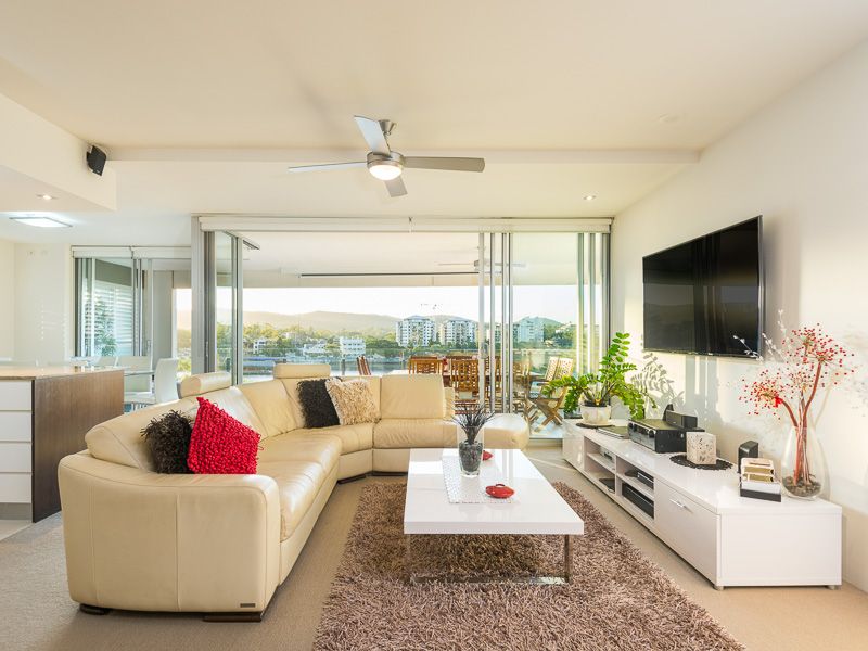 FLOW RIVERSIDE RESIDENCES