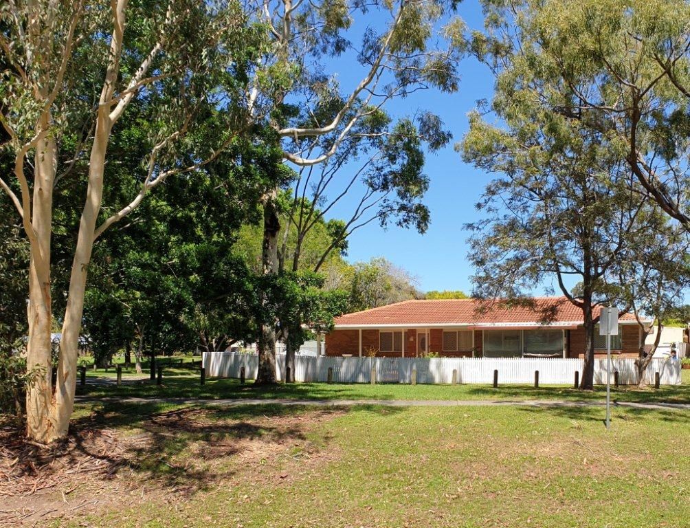 CLOSE TO BAY - CURRENTLY UNDER OFFER