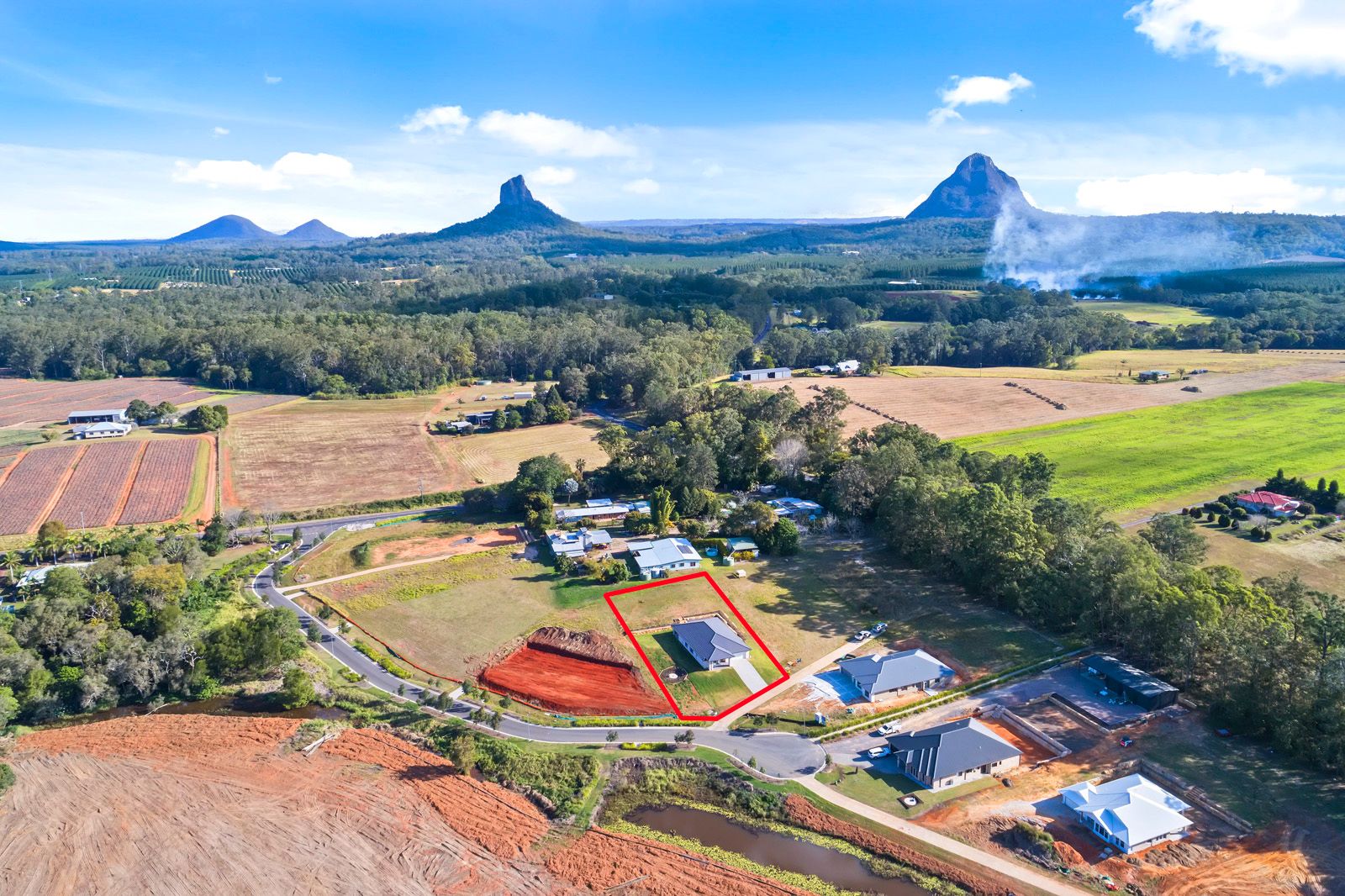 Beautiful 4 bedroom, modern home