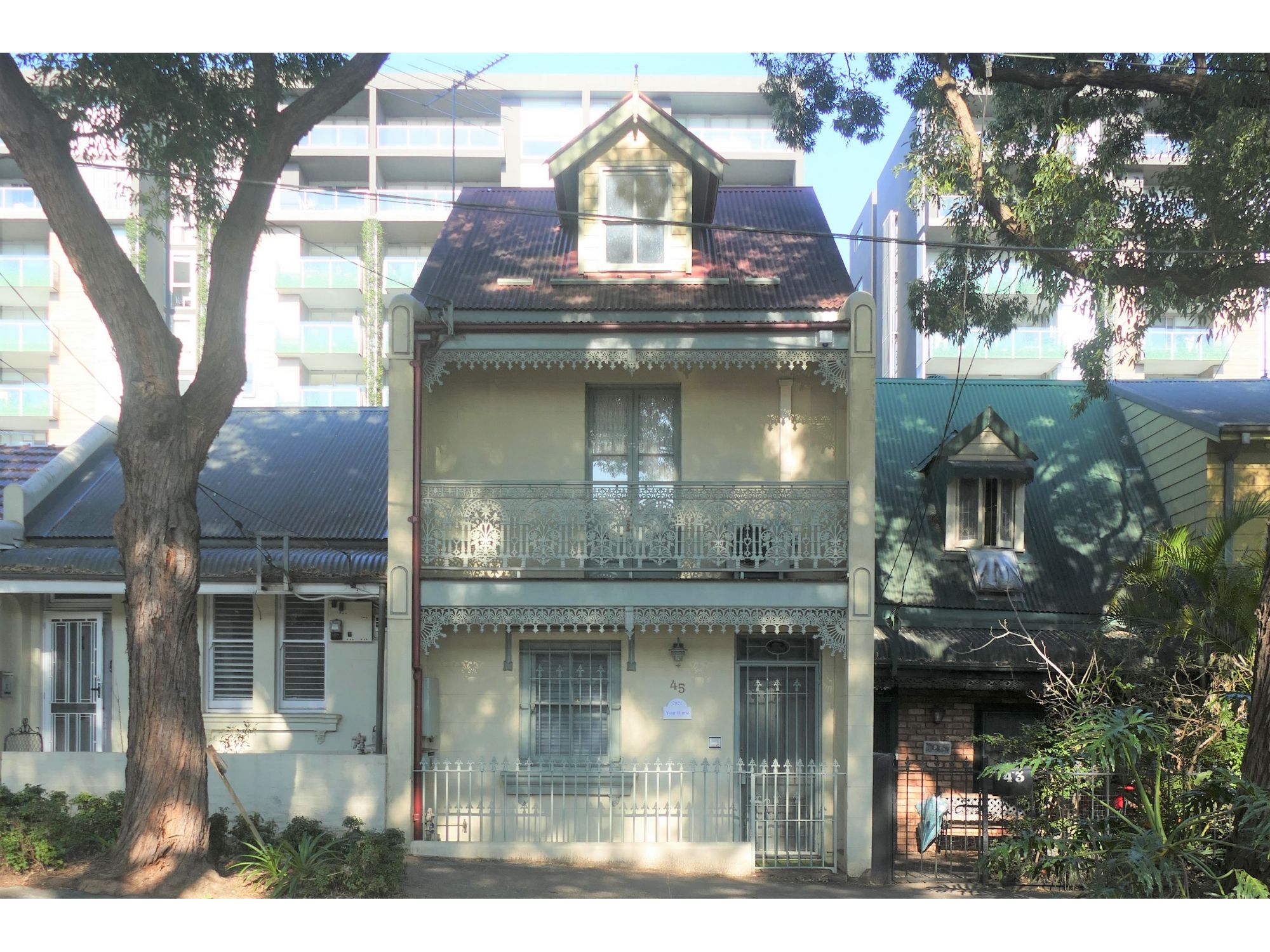 NEO VICTORIAN TERRACE FOR SALE @ 45 PORTMAN STREET ZETLAND 2017